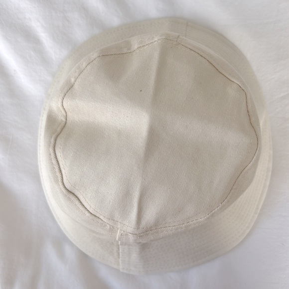 Cutest bucket hat! Cream color - Picture 3 of 4